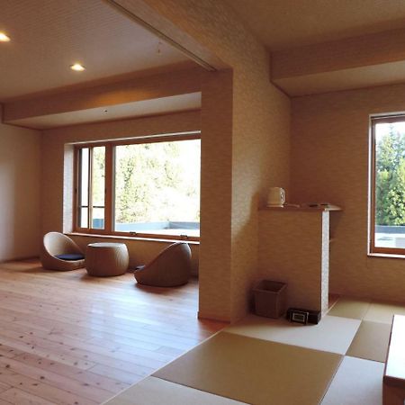 土湯温泉 やすらぎの宿 向瀧旅館 Fukushima  Extérieur photo